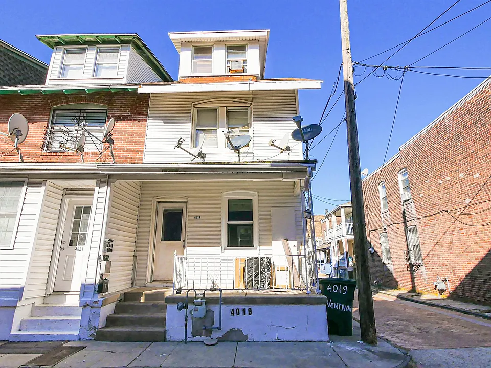 4019 Van Rennslear Ave #2