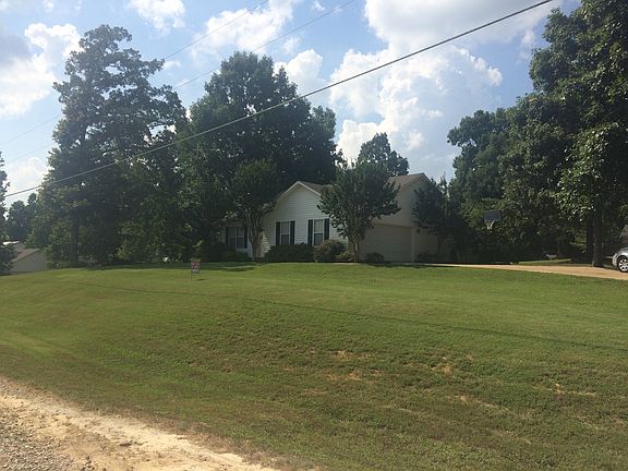 3rd image of 300 County Road 396