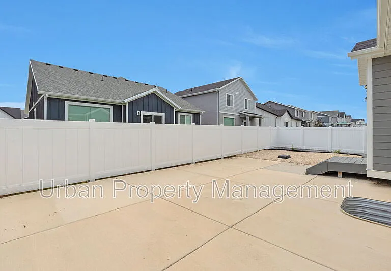 3761 W 620 N — Photo 2