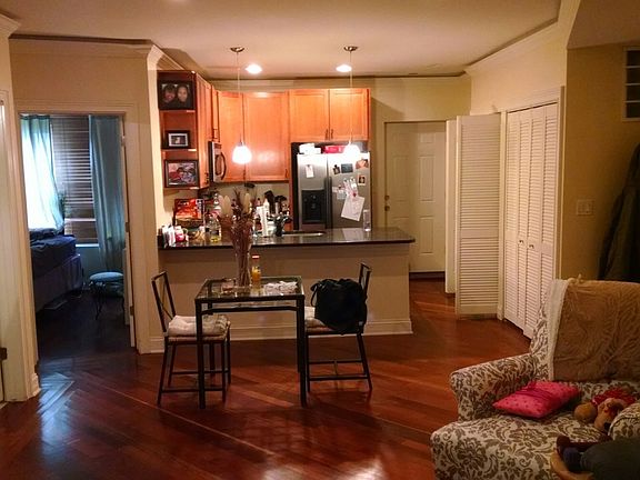 2nd image of 4169-4175 W Cullom Ave #4171-2