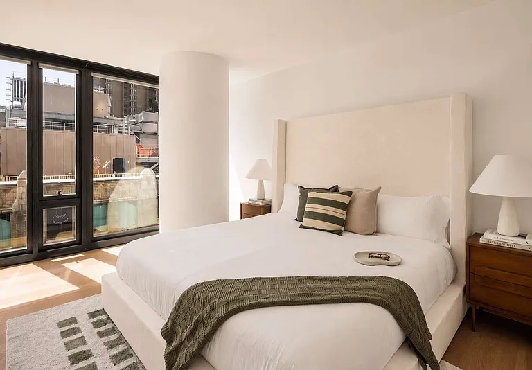 685 1st Ave #12C — Photo 11