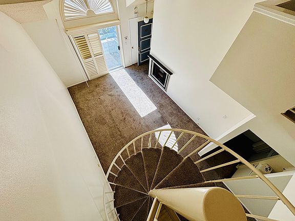 5th image of 26758 Claudette St Unit 428