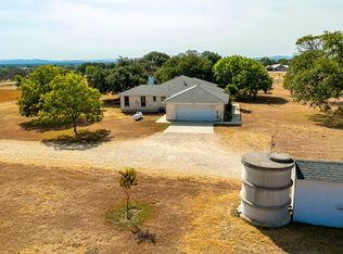 358 Oak Ridge Dr, Bandera, TX 78003