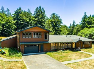 595 Riverside Park Rd, Carlotta, CA 95528