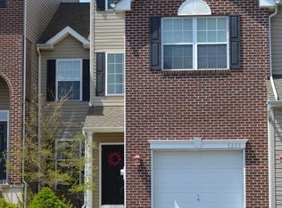 5255 Spring Ridge Dr E, Macungie, PA 18062