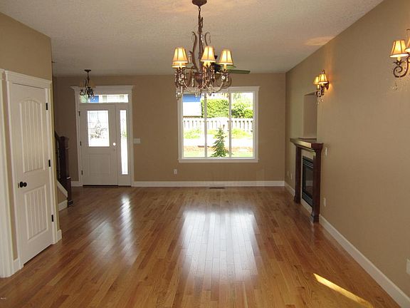 2nd image of 3413 NW Port Ct