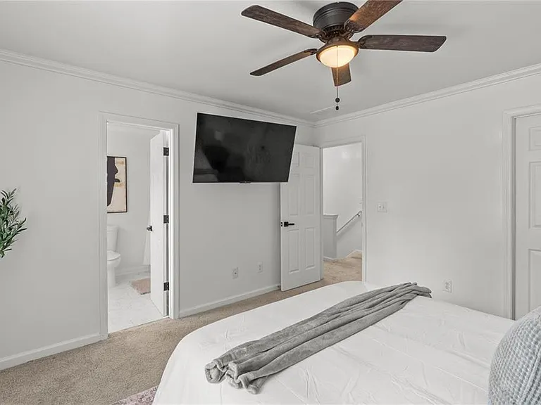 6720 Stoneleigh Way #9 — Photo 21