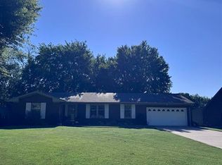 4609 Crescent Hill Dr, Owensboro, KY 42303