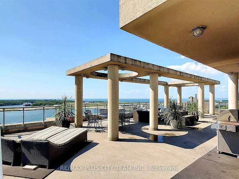 410 Queens Quay W #709 — Photo 15