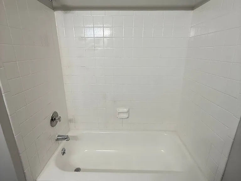 Foxfire West Apartments — Photo 105