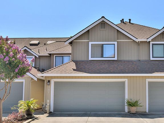 2nd image of 304 Pebble Creek Ct