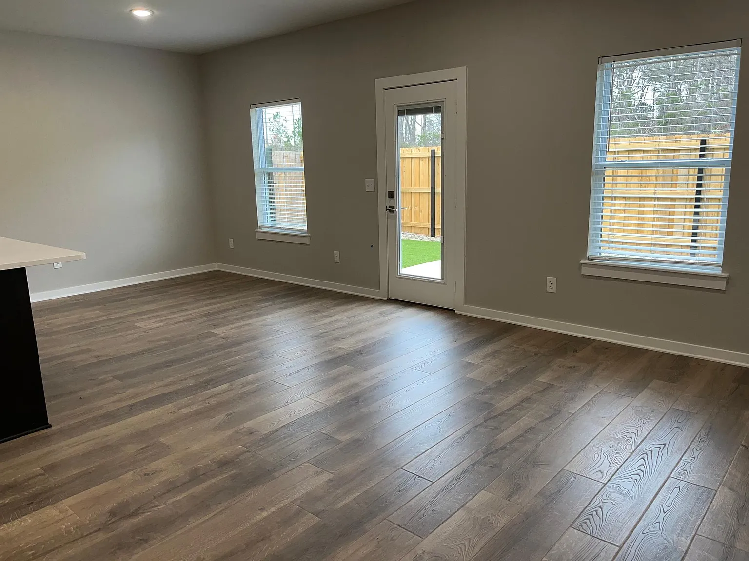 10588 Brothers Ln — Photo 4