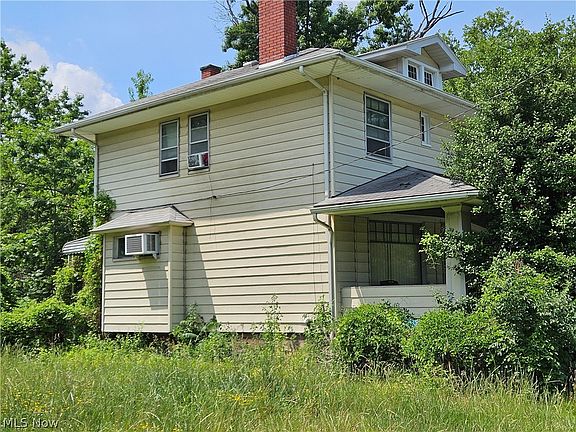 3rd image of 12414 Forest Grove Ave