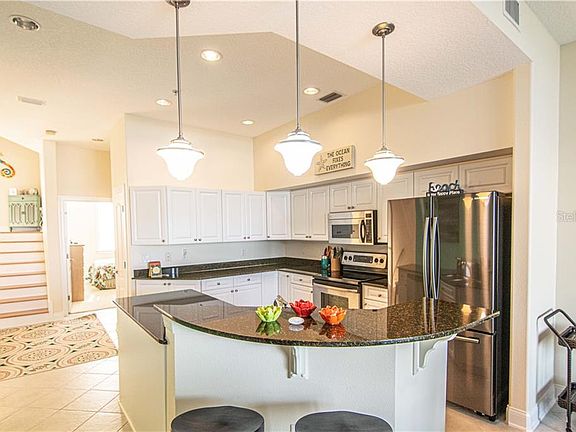 5th image of 200 Brightwater Dr Unit 6