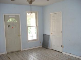 36 4th St, McMechen, WV 26040