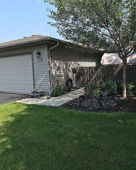 1st image of 2676 Rolling Oaks Blvd