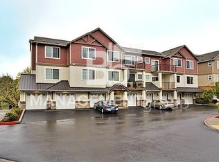 615 NW Lost Springs Ter Unit 402, Portland, OR 97229