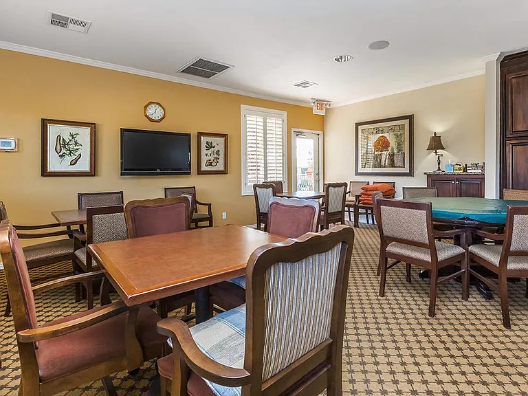 Mesa Royale 55+ Active Community — Photo 16