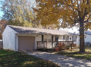 2501 Juniper Ln, Saint Joseph, MO 64503