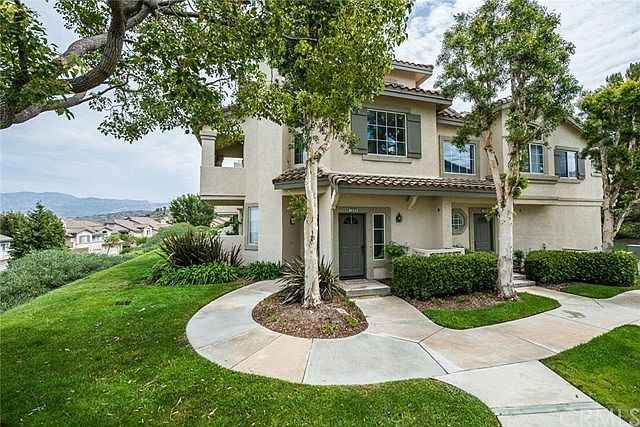 Beautifully remodeled upper end unit with breathtaking views