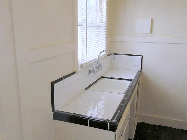 1137 Lodi Pl #3/5 — Photo 8