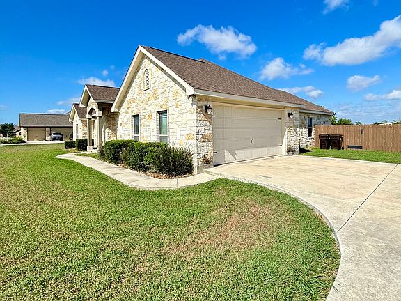 3rd image of 128 HAYCRAFT BLVD