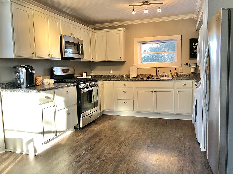 1st image of 110 Miner St