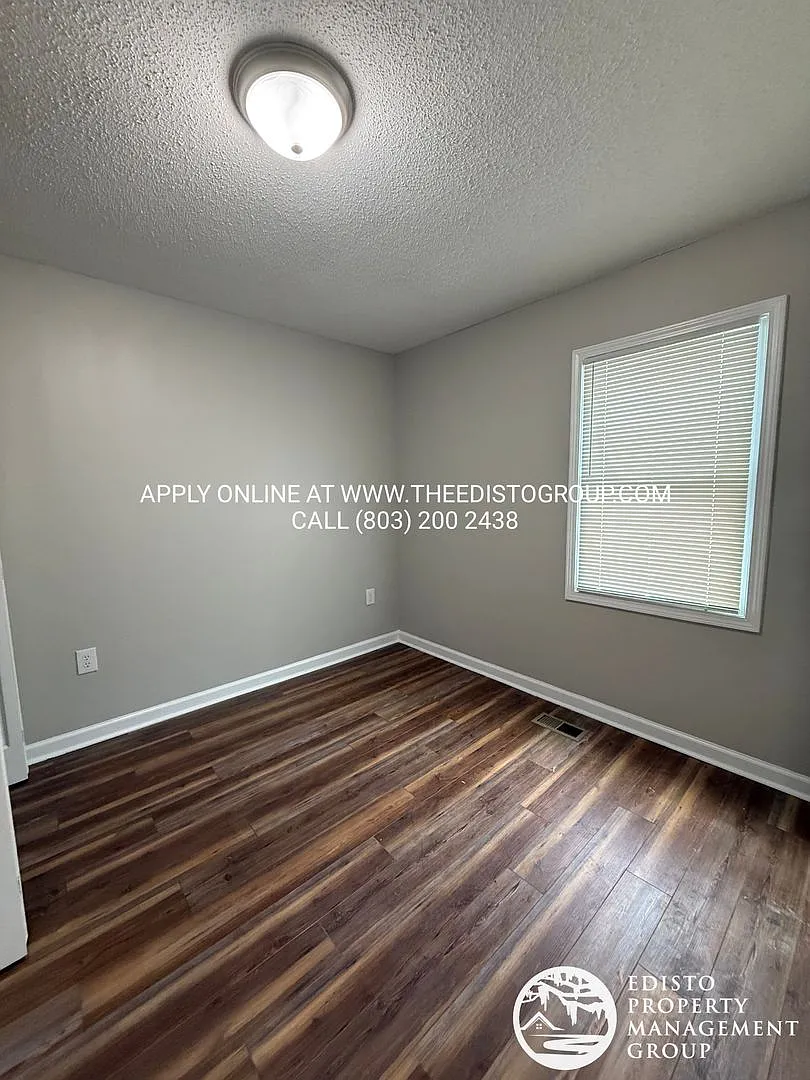 Newly Updated 4-Bedroom Home in the Heart of Orangeburg! — Photo 4