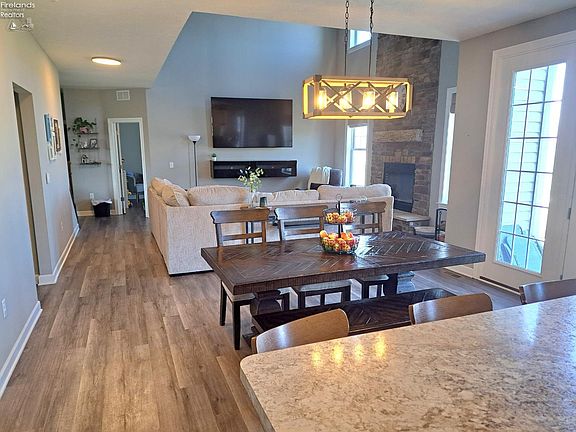 4th image of 2112 Pinehurst Trl