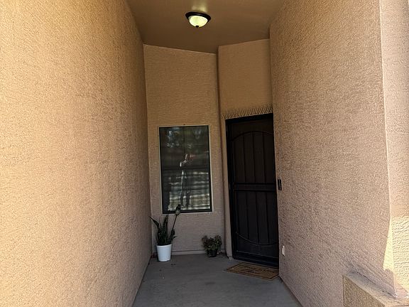 3rd image of 1880 E Kachina Dr