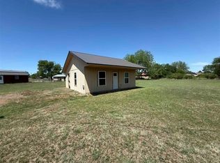601 W Jewel St, Mangum, OK 73554