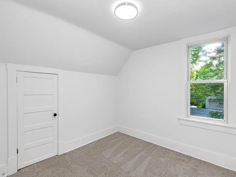 705 Smith Ave SW — Photo 18