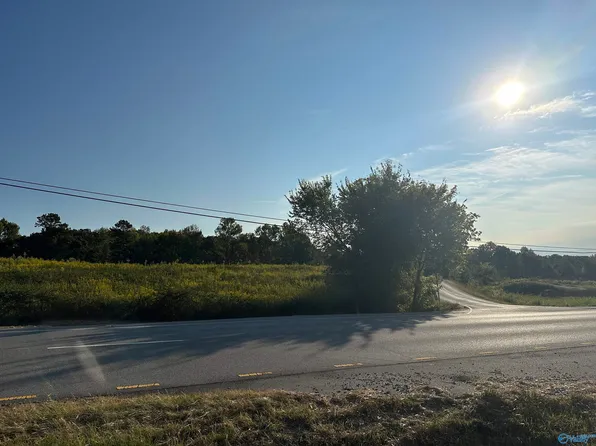 /highway 231, Laceys Spring, AL 35754