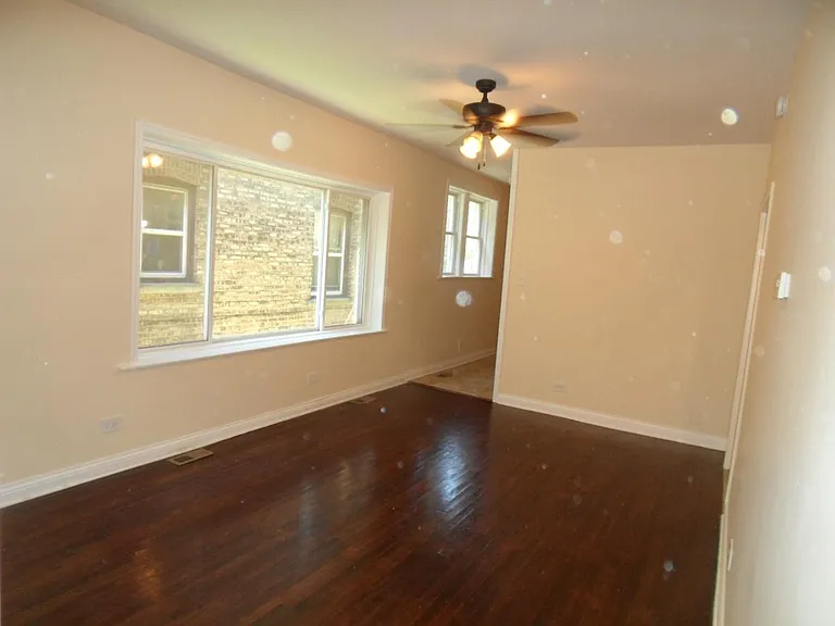9022 S Justine St #1 — Photo 5