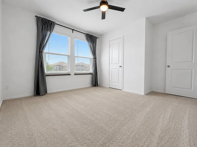 1025 Mountain Laurel Rd — Photo 13