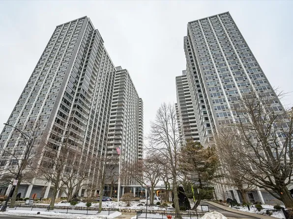 4250 N Marine Dr APT 1523, Chicago, IL 60613
