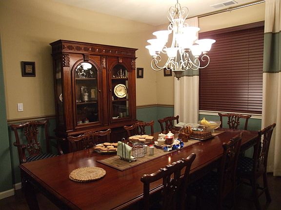 Formal Dining