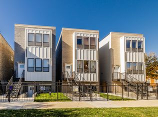 1052 N Central Park Ave, Chicago, IL 60651