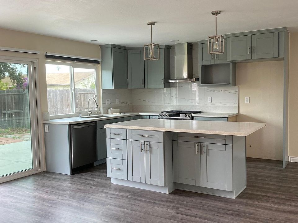 1st image of 7985 Handel Ct