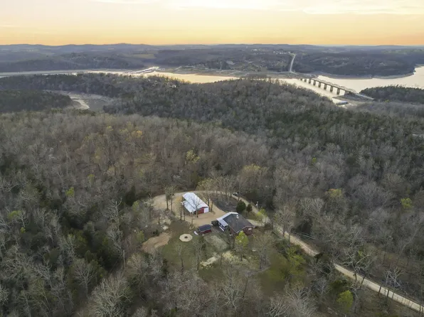 174 Foxgrove Street, Theodosia, MO 65761