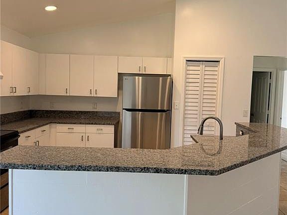 5th image of 2249 SE Friendship St #0