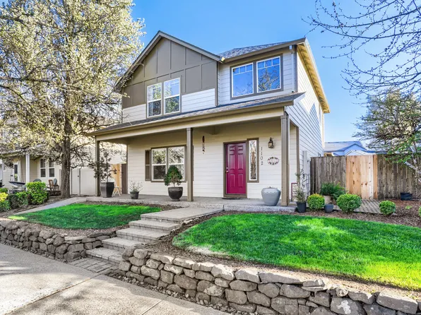 1102 33rd Pl, Forest Grove, OR 97116