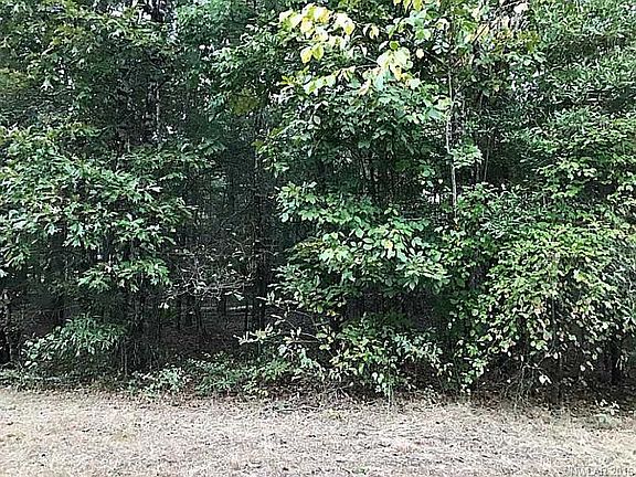 4th image of 1165 Greenwood Mooringsport Rd