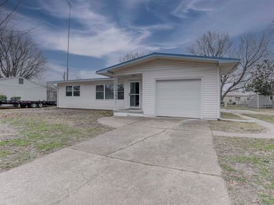 235 Meek Ave, Arkansas City, KS, 67005