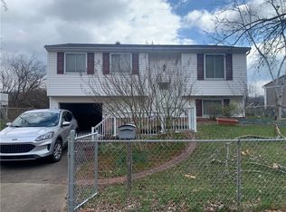 213 Library Ct, Duquesne, PA 15110