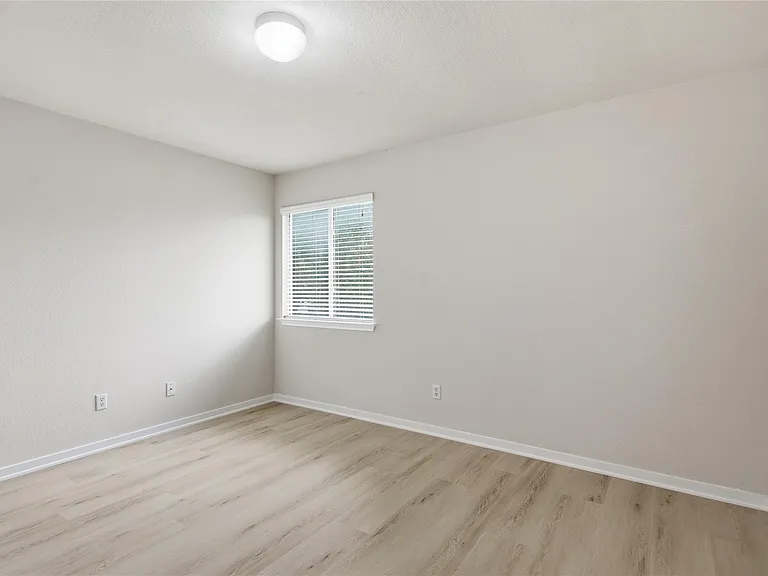 3774 Castle Rock Dr — Photo 17