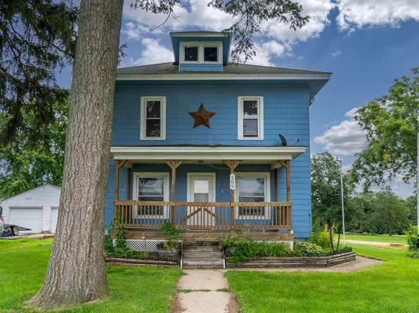 109 Colfax St, Holland, IA 50642