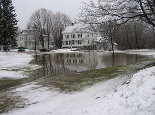 29 Mount Pleasant St, North Brookfield, MA 01535