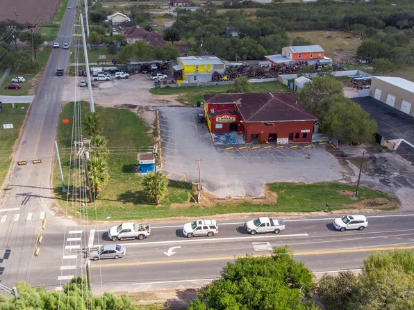 8040 N Val Verde Rd, Donna, TX 78537