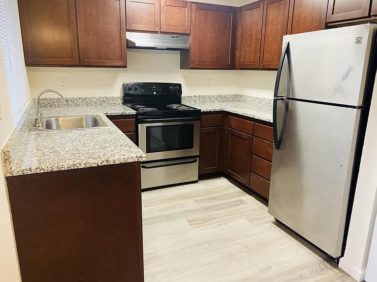 Rivers Landing Apartments — Photo 67